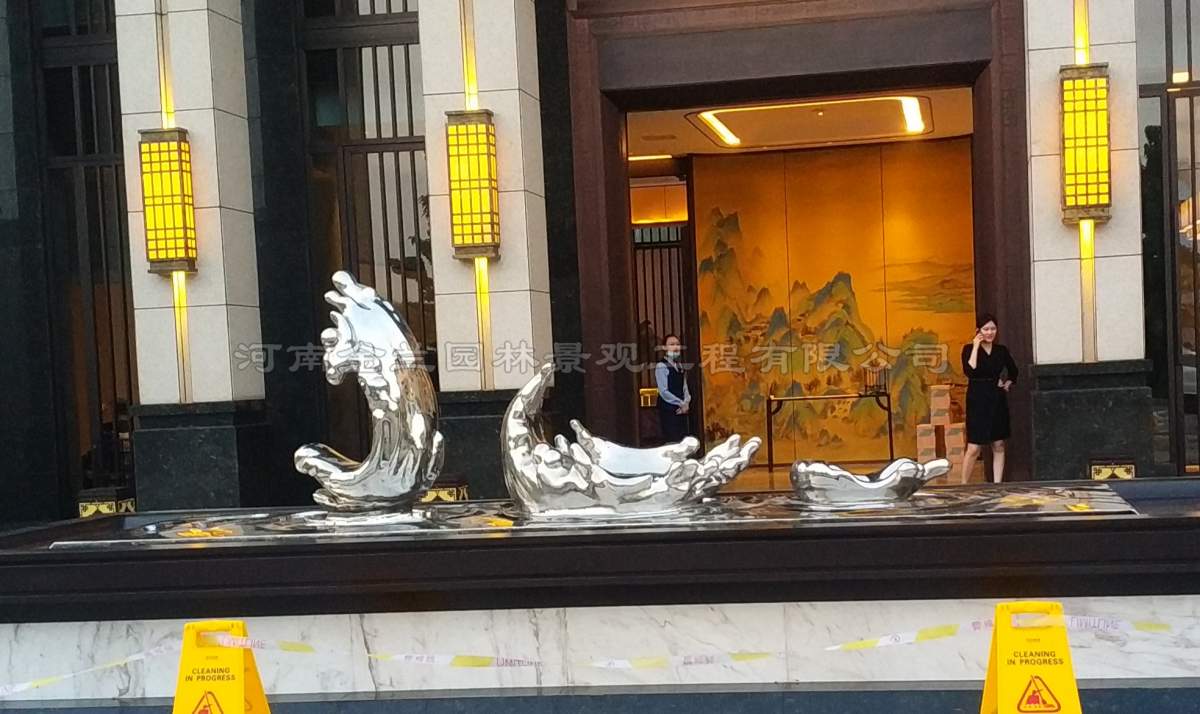 郑州不锈钢雕塑公司